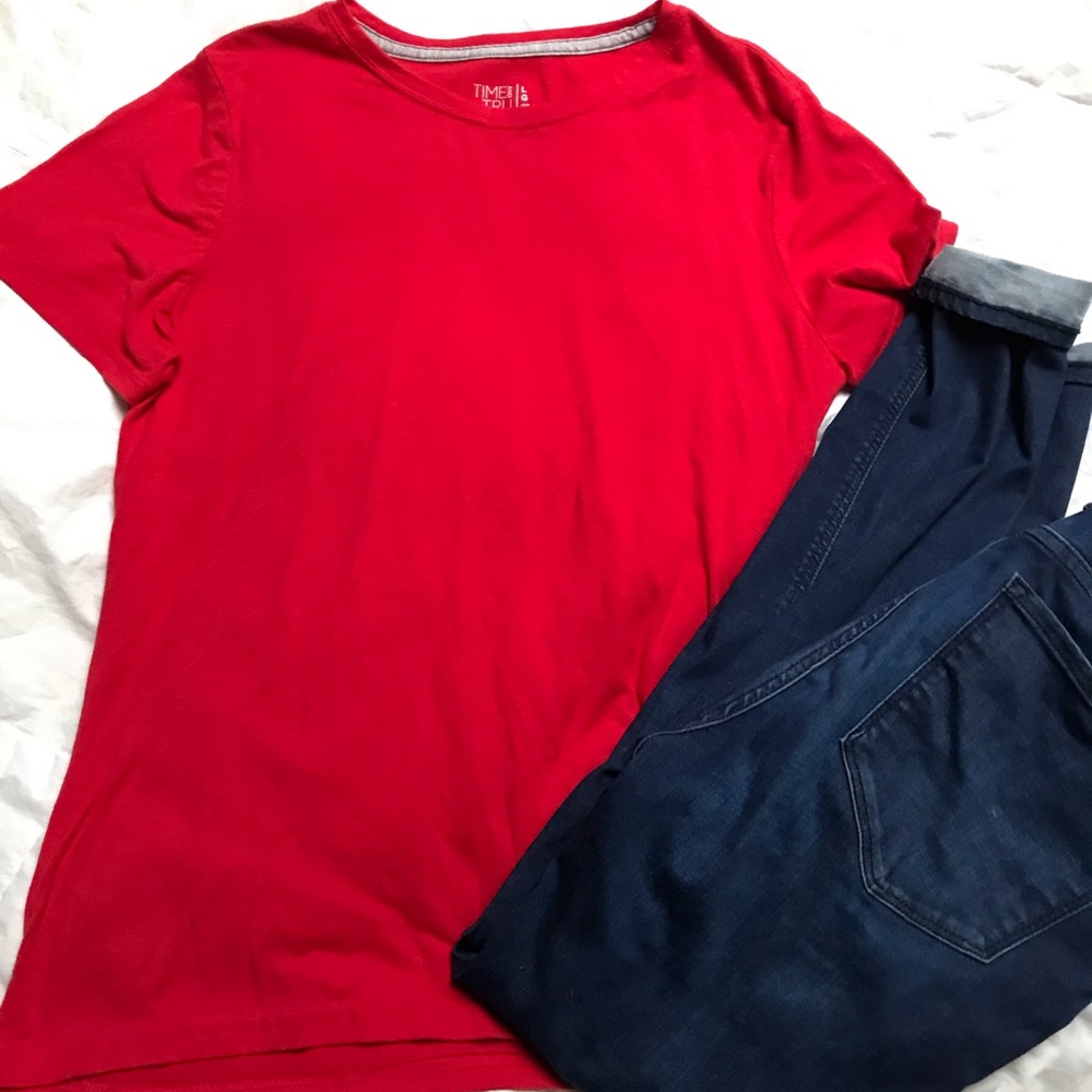 Time and Tru red basics tee tshirt